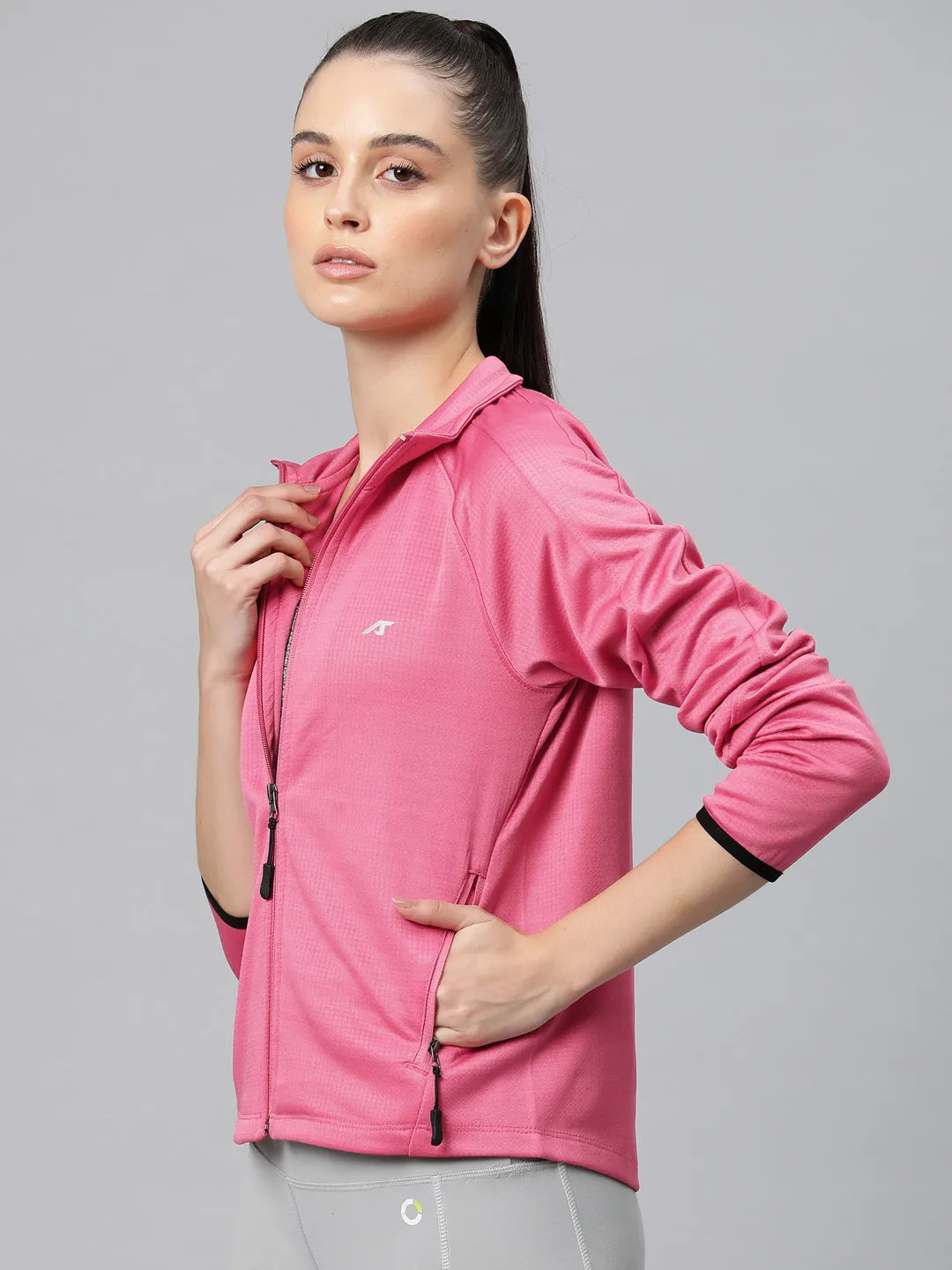 Alcis Women Typography Training or Gym Sporty Jacket