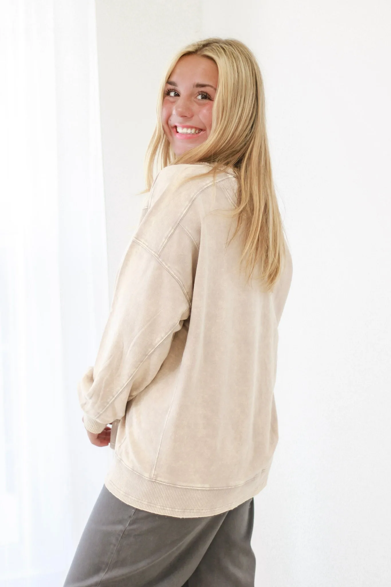Close to Me Pullover in Ash Mocha