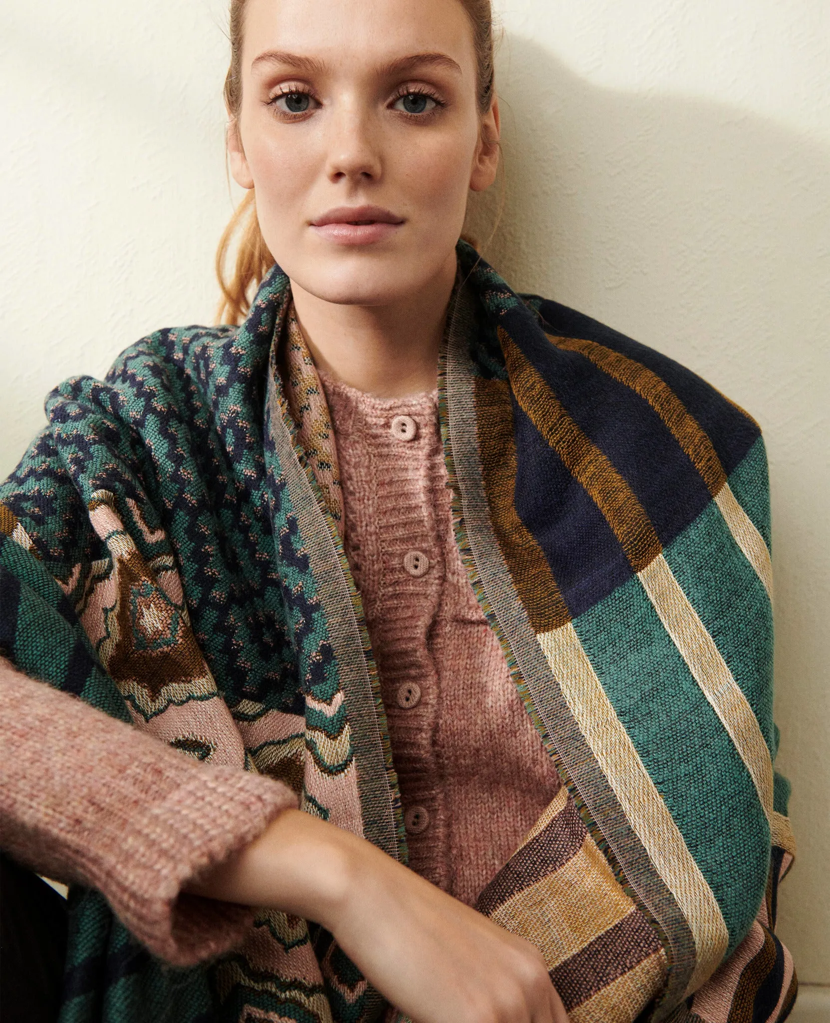 COCOUM CARDIGAN