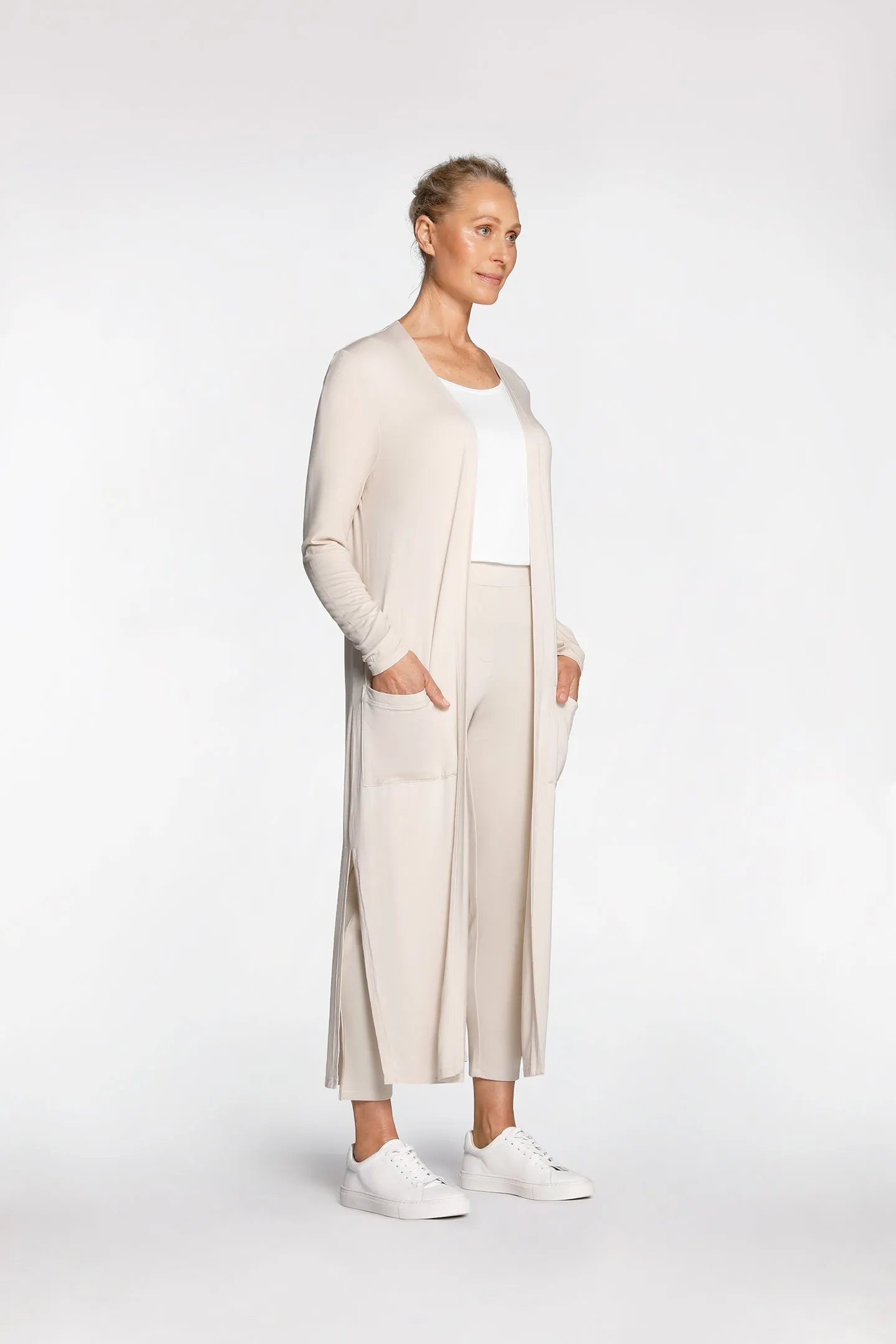 ESSENTIAL CARDIGAN