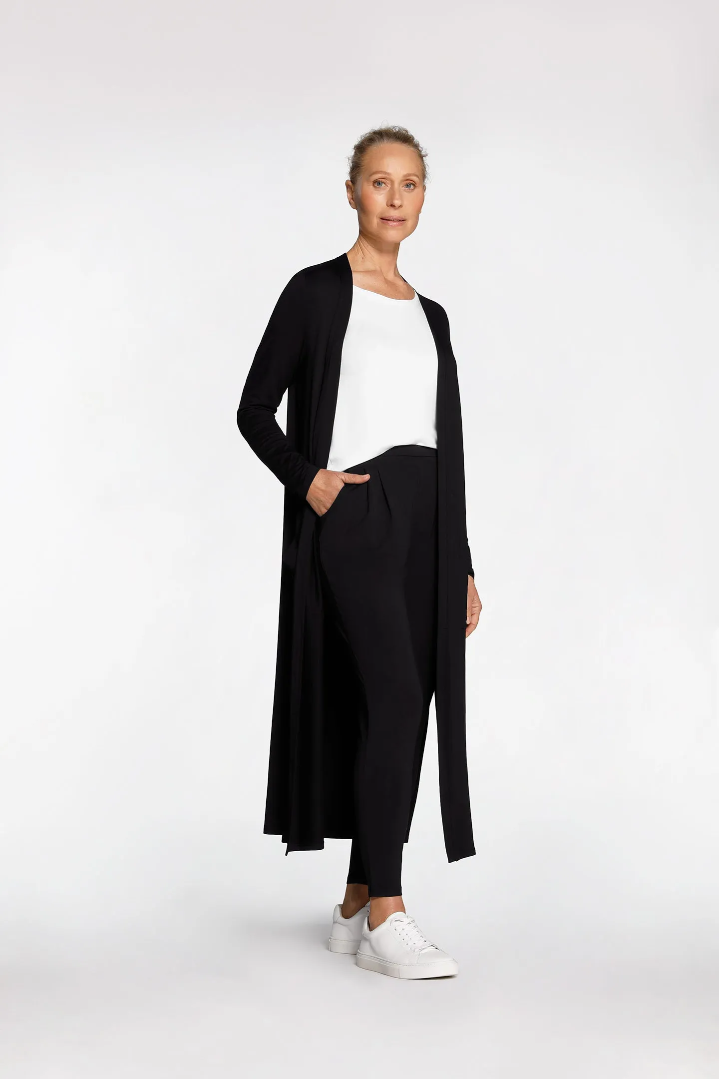 ESSENTIAL CARDIGAN