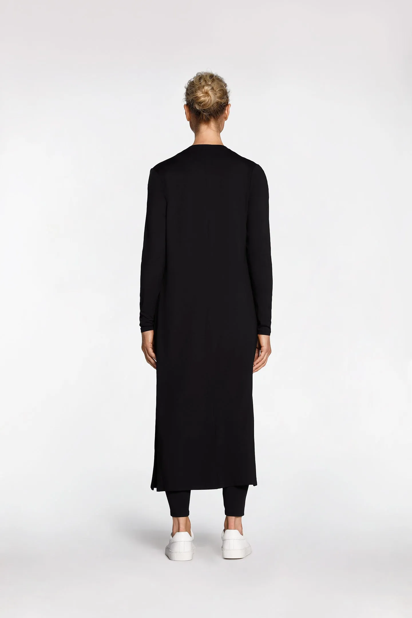 ESSENTIAL CARDIGAN