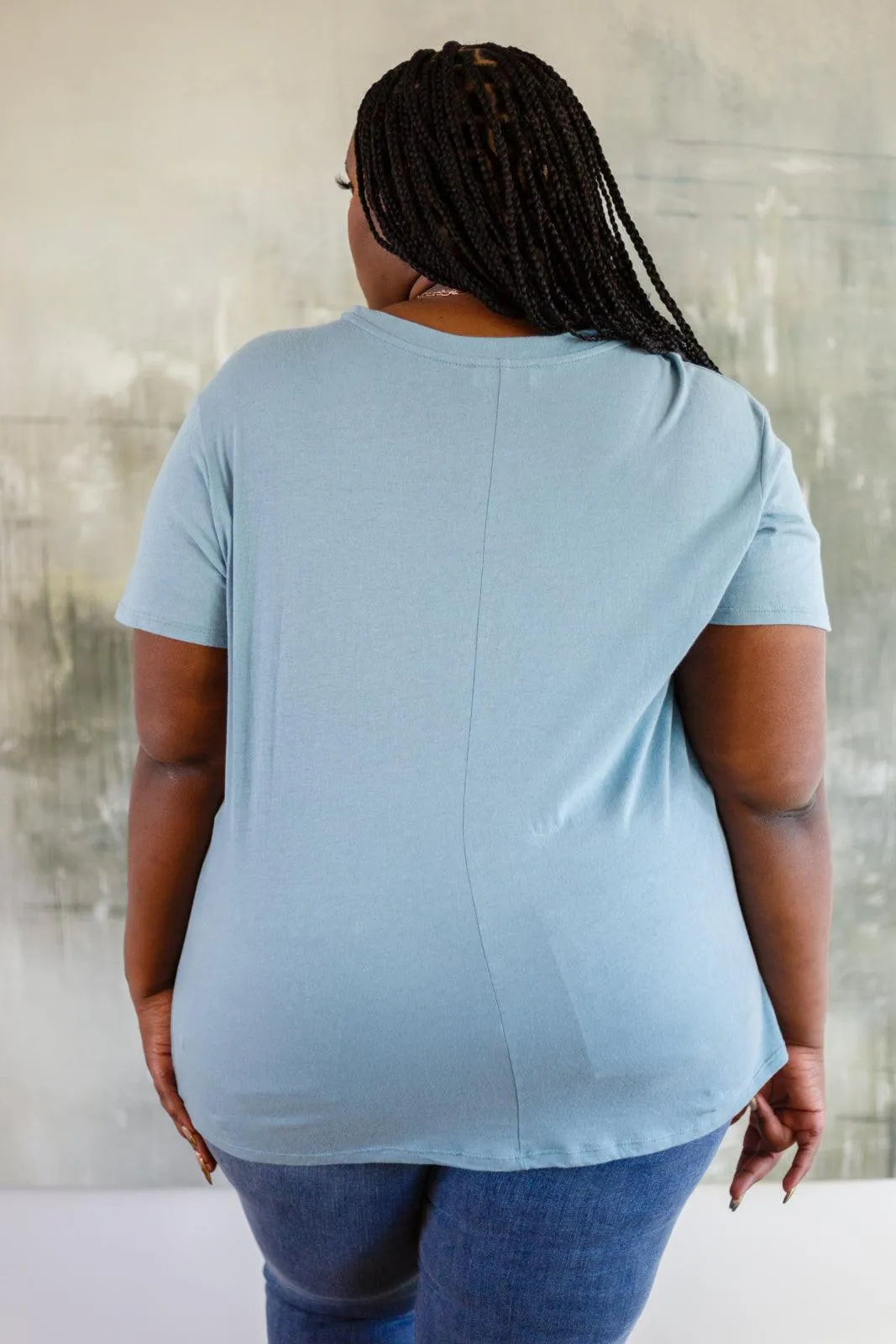 Hazel Blues® | Cardinal Short Sleeve Tee in Blue Grey