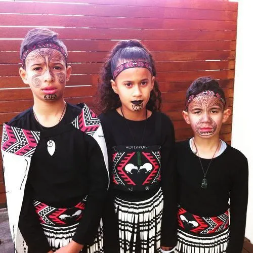 Maori Girls or Boys Korowai Cloak