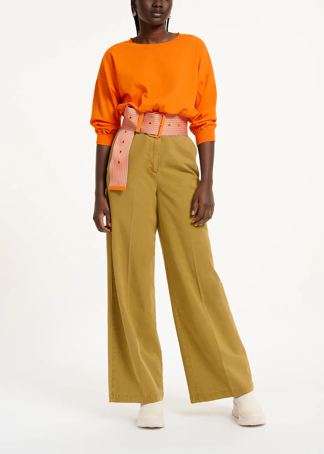 Orange knitted sweater with fitted waist