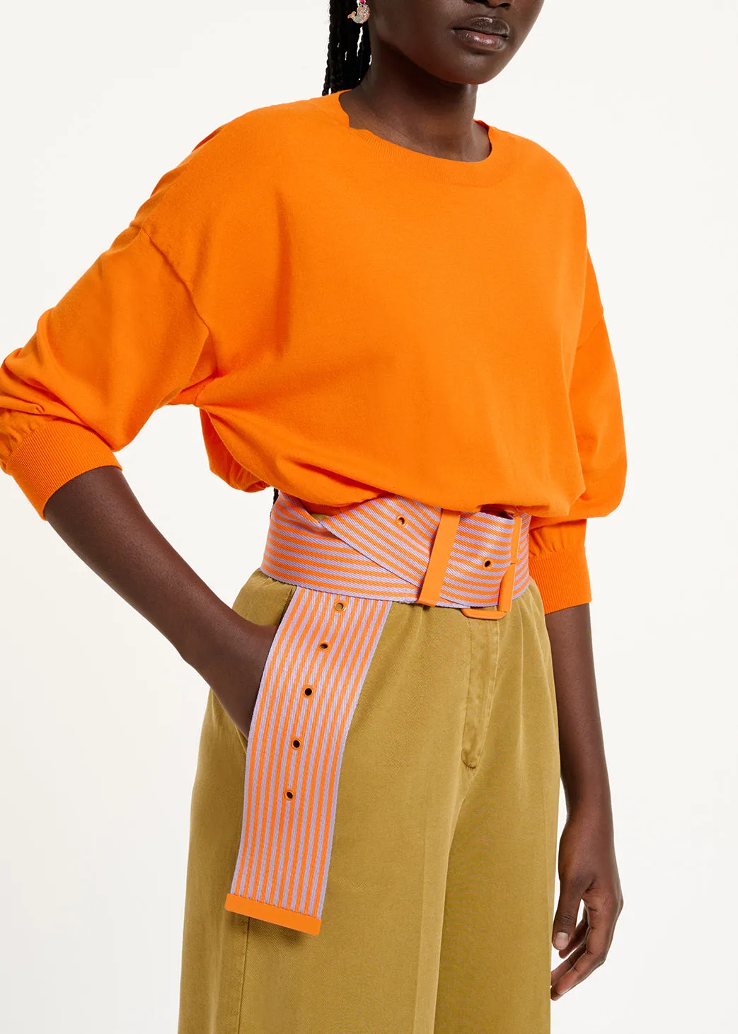 Orange knitted sweater with fitted waist