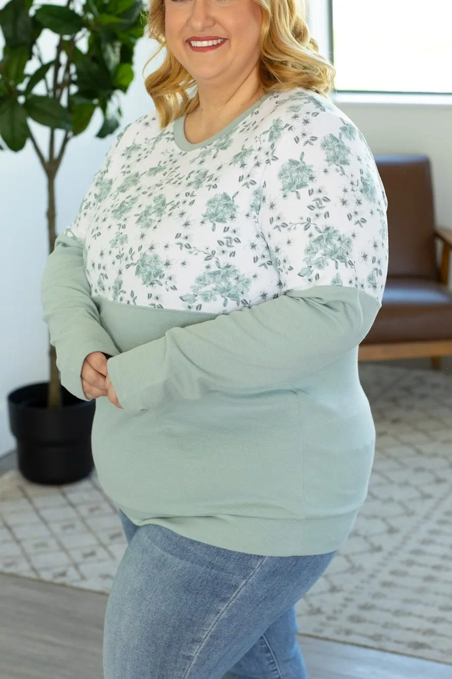 PHC- Triple Stretch Floral Mix Premium Pullovers (3 colors)
