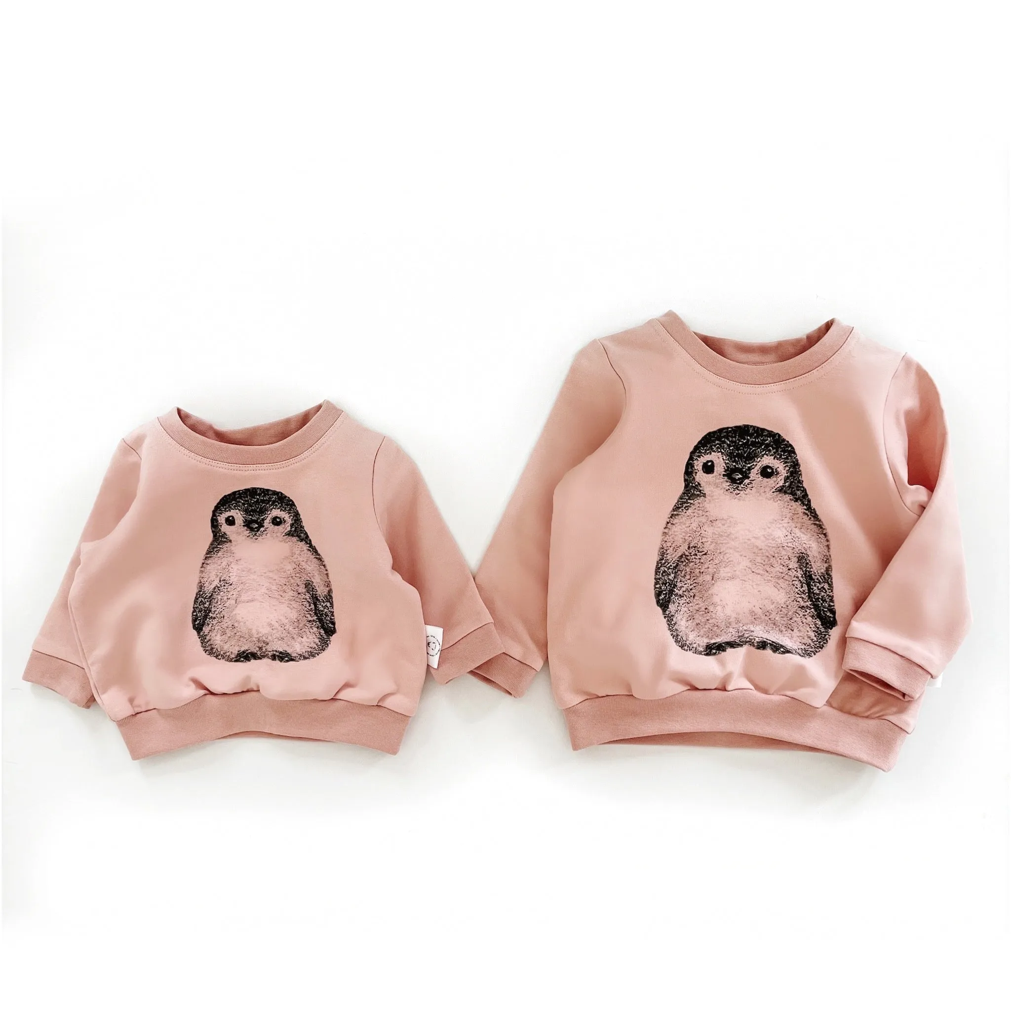 Signature Pullover with Penguin / cotton