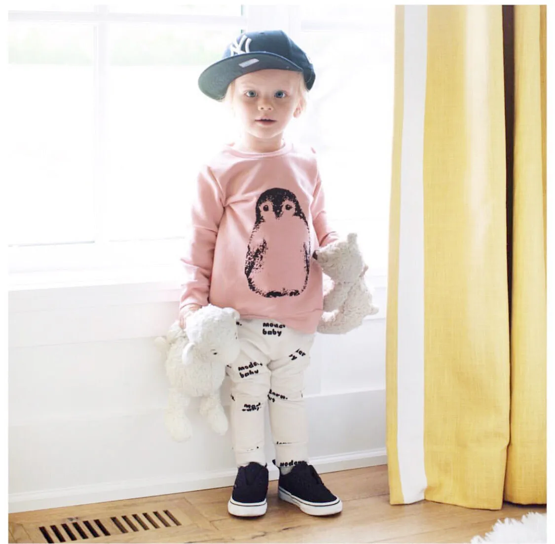 Signature Pullover with Penguin / cotton