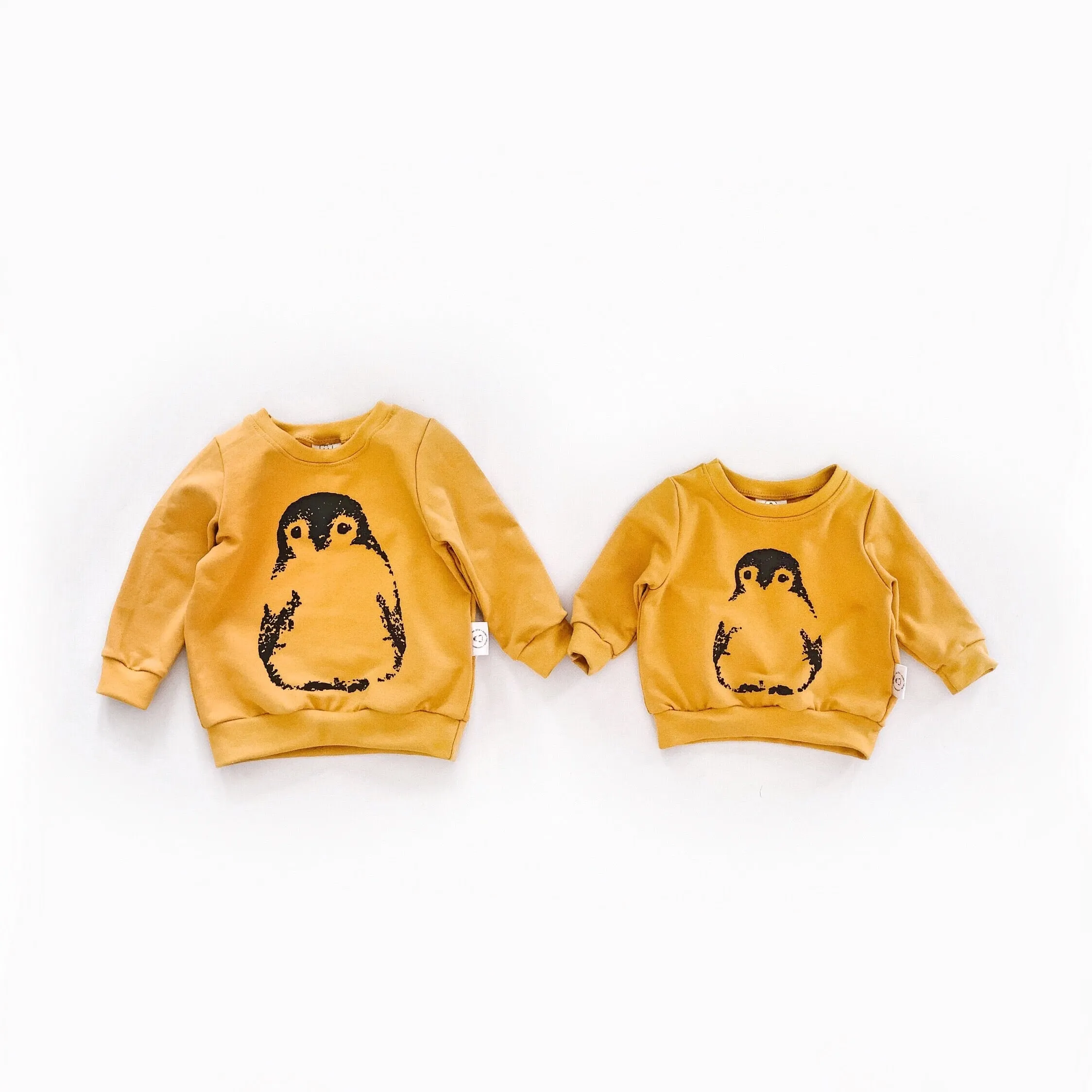 Signature Pullover with Penguin / cotton