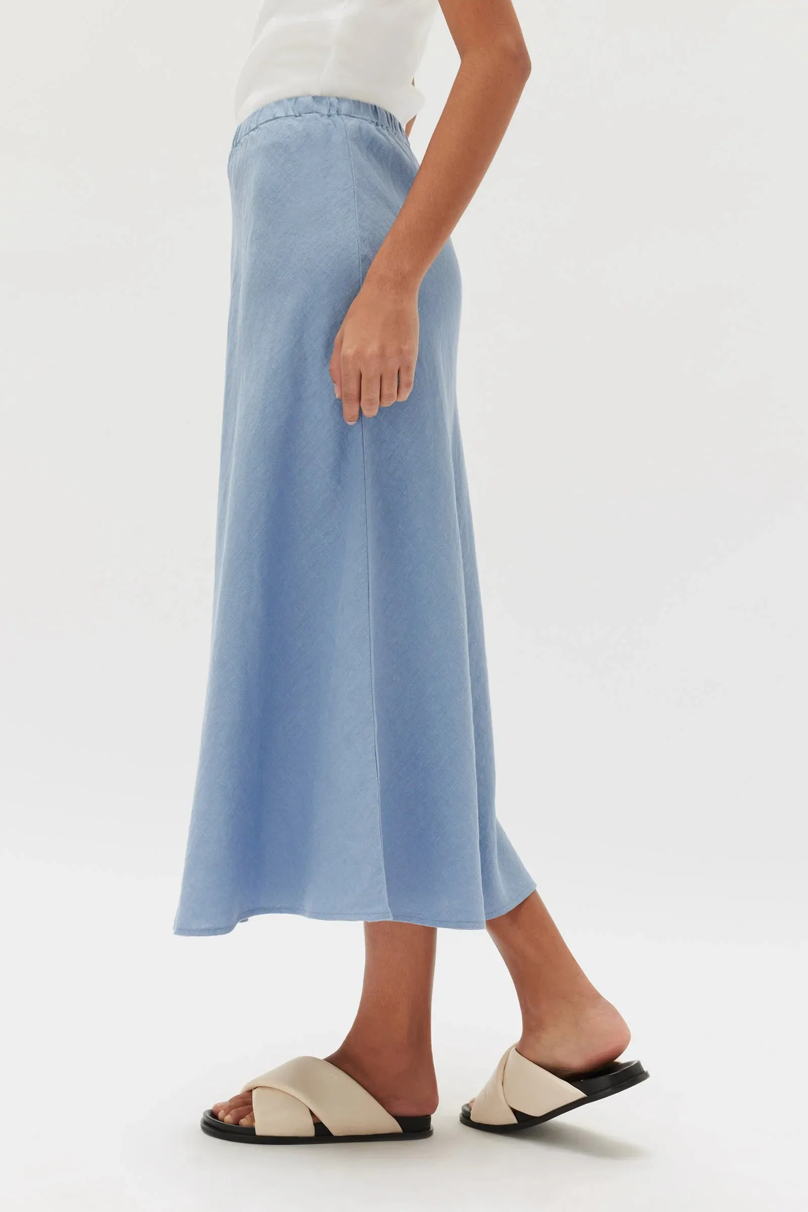 Stella Linen Bias Skirt Pool