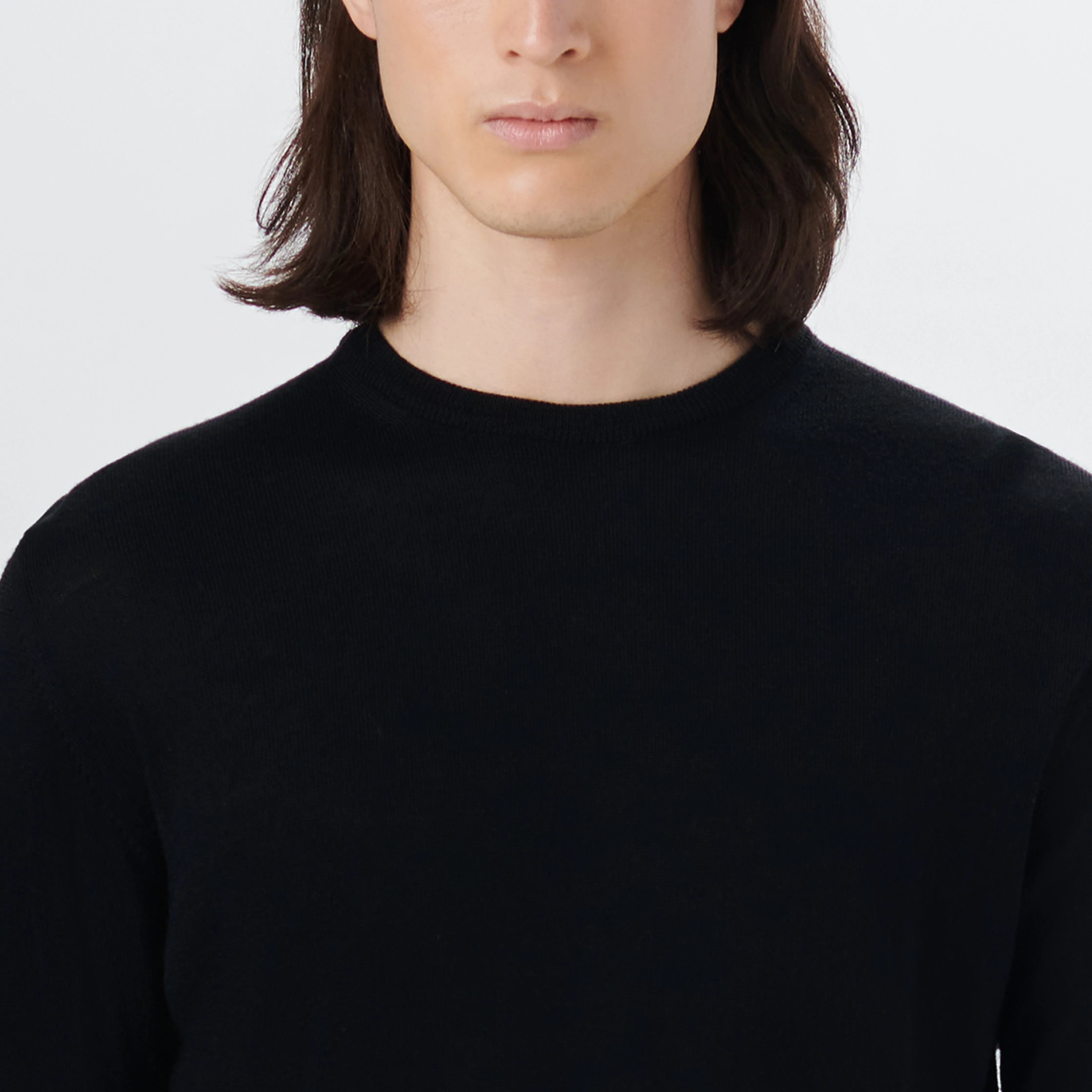 Super Merino Crew Neck Solid Sweater