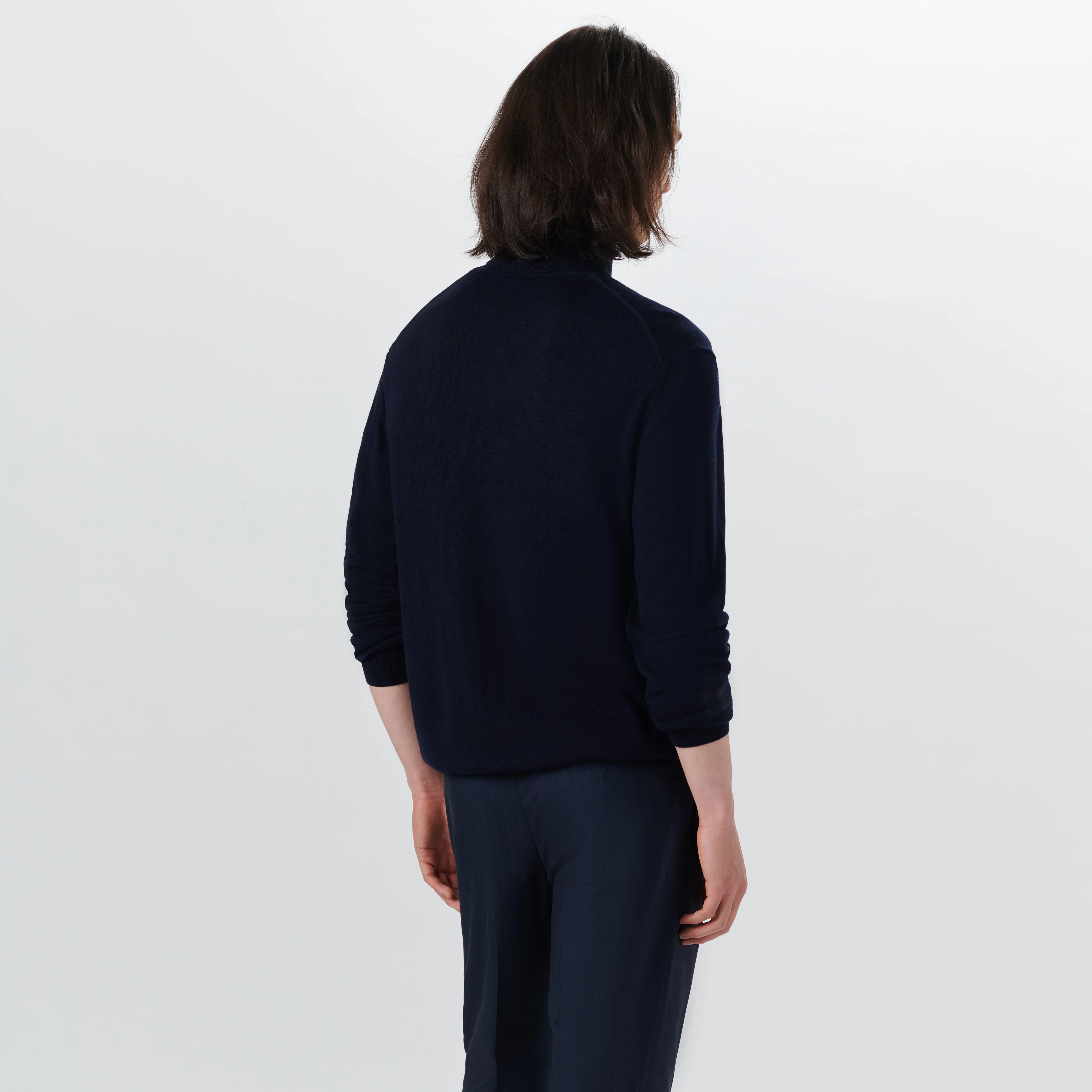 Super Merino Turtle Neck Solid Sweater